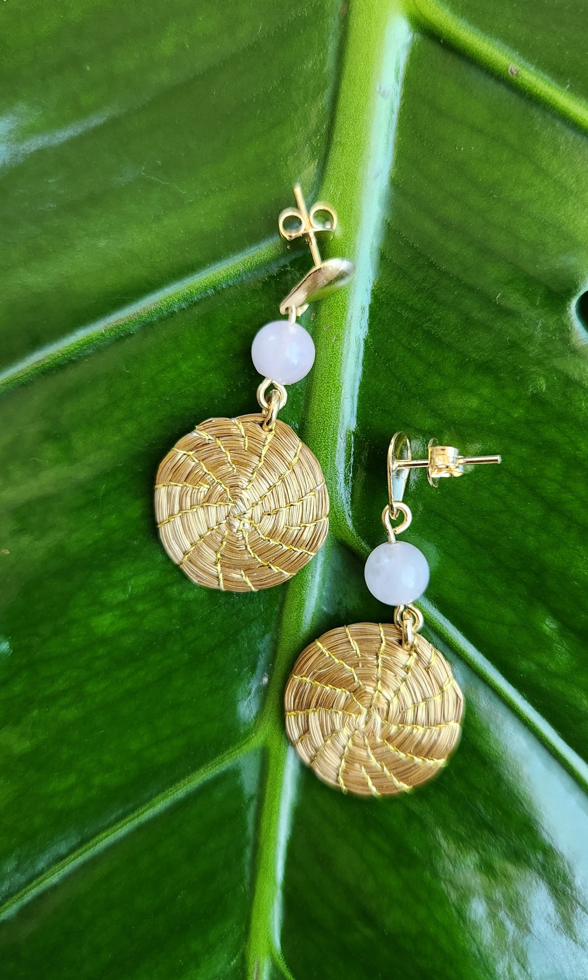 Earrings small mandal stone