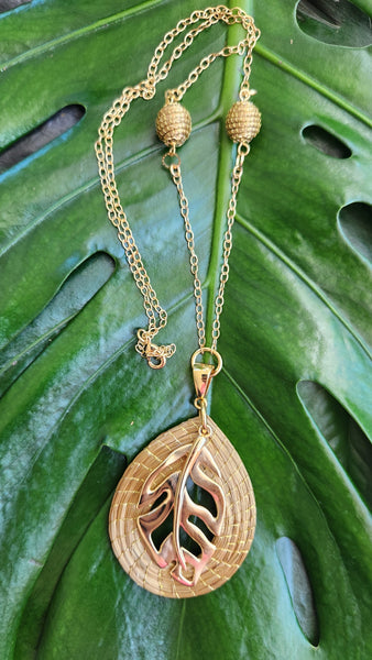 NecklacelongwithgoldenLeaf_gra